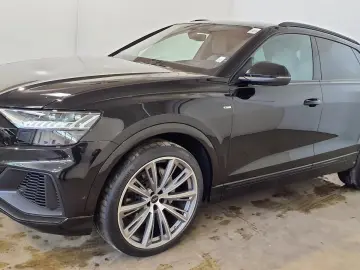 AUDI Q8 55TFSi Q S LINE BLACK HD-MATRIX ACC HuD PANO