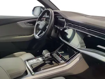 AUDI Q8 55TFSi Q S LINE BLACK HD-MATRIX ACC HuD PANO