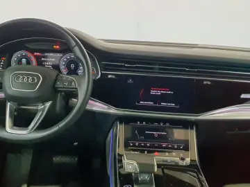 AUDI Q8 55TFSi Q S LINE BLACK HD-MATRIX ACC HuD PANO