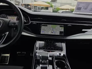 AUDI Q8 55 TFSI qu S line Navi Matrix B&O Pano Virtua