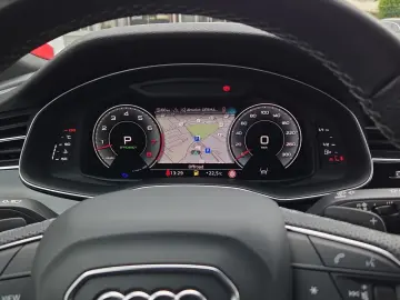 AUDI Q8 55 TFSI qu S line Navi Matrix B&O Pano Virtua