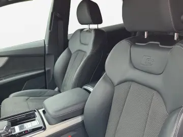 AUDI Q8 55 TFSI qu S line Navi Matrix B&O Pano Virtua