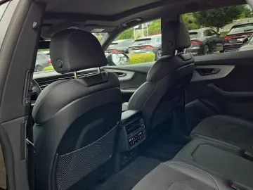 AUDI Q8 55 TFSI qu S line Navi Matrix B&O Pano Virtua