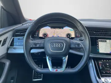 AUDI Q8 50 TDI quattro tiptronic PANO HD MAT AHK