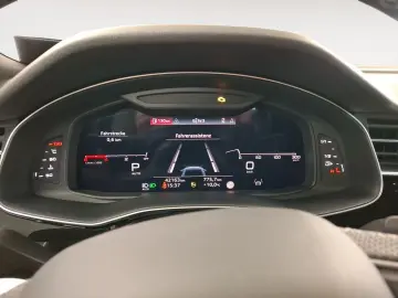 AUDI Q8 50 TDI quattro S-Line STH Matrix Pano B&O AHK