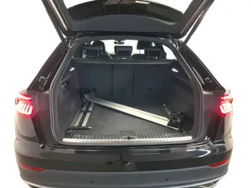 AUDI Q8 50 TDI quattro S-Line STH Matrix Pano B&O AHK