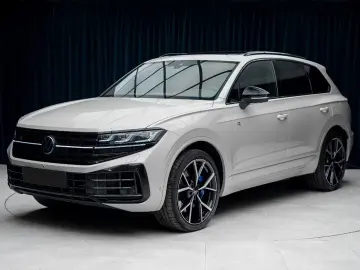 Volkswagen Touareg R 3.0 TSI eHybrid 4M   Finanțare Leasing
