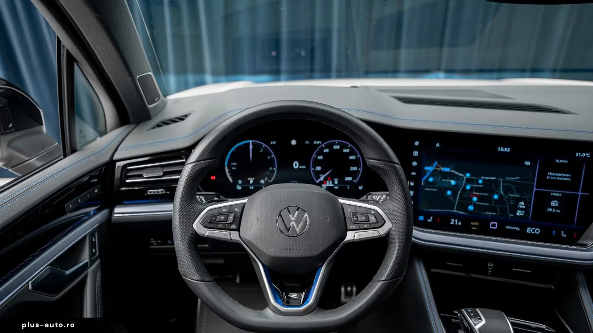 Volkswagen Touareg R 3.0 TSI eHybrid 4M   Finanțare Leasing