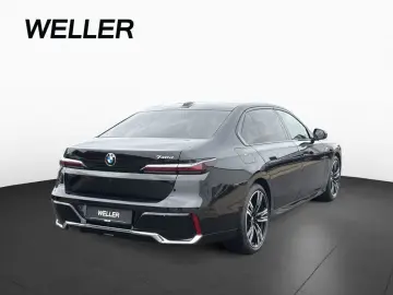 BMW 740d xDr M SPORT SkyLounge StHzg 360  DAPro HUD