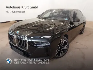 BMW 740d xDrive M SPORT PANO SKY LM21 AHK STANDHZ IC