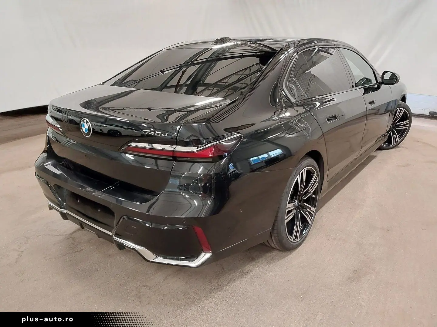 BMW 740d xDrive M SPORT PANO SKY LM21 AHK STANDHZ IC