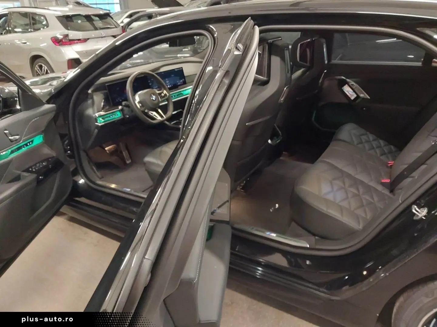 BMW 740d xDrive M SPORT PANO SKY LM21 AHK STANDHZ IC