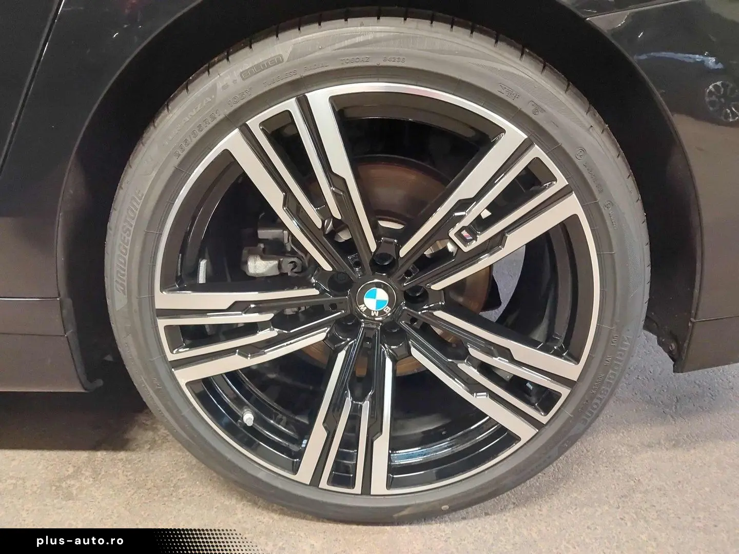 BMW 740d xDrive M SPORT PANO SKY LM21 AHK STANDHZ IC