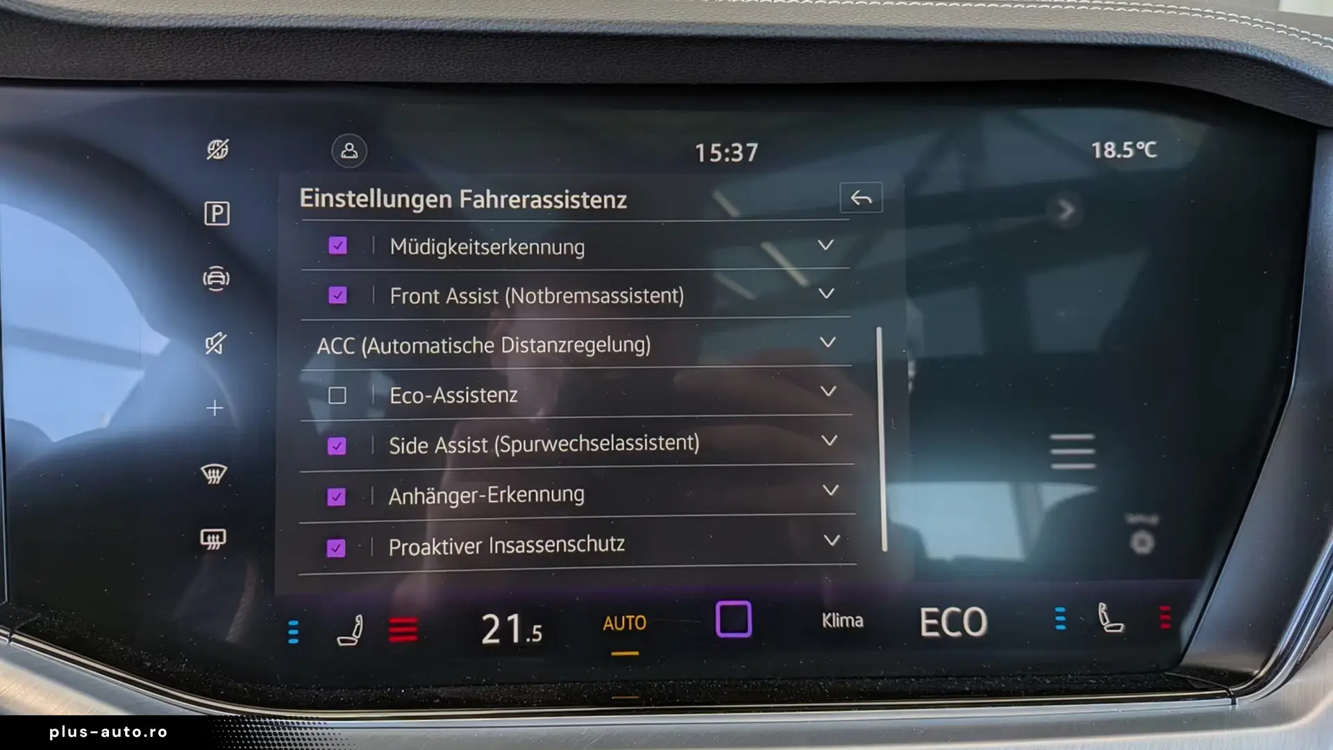 Volkswagen Touareg 3.0TDI 4M R-Line   Finanțare Leasing