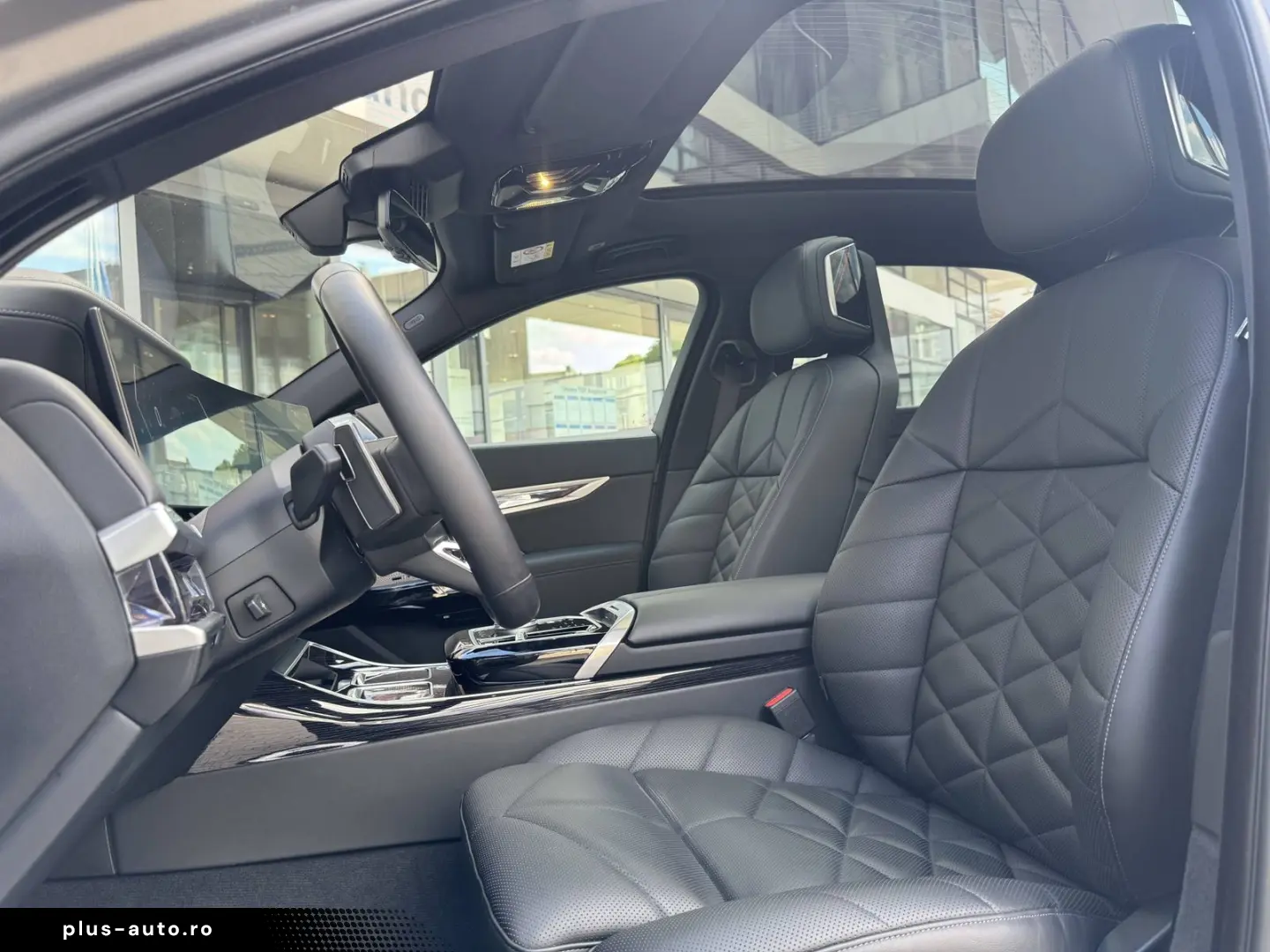 BMW 740d xDrive M Sport SkyLounge DA PA Prof B&W AHK