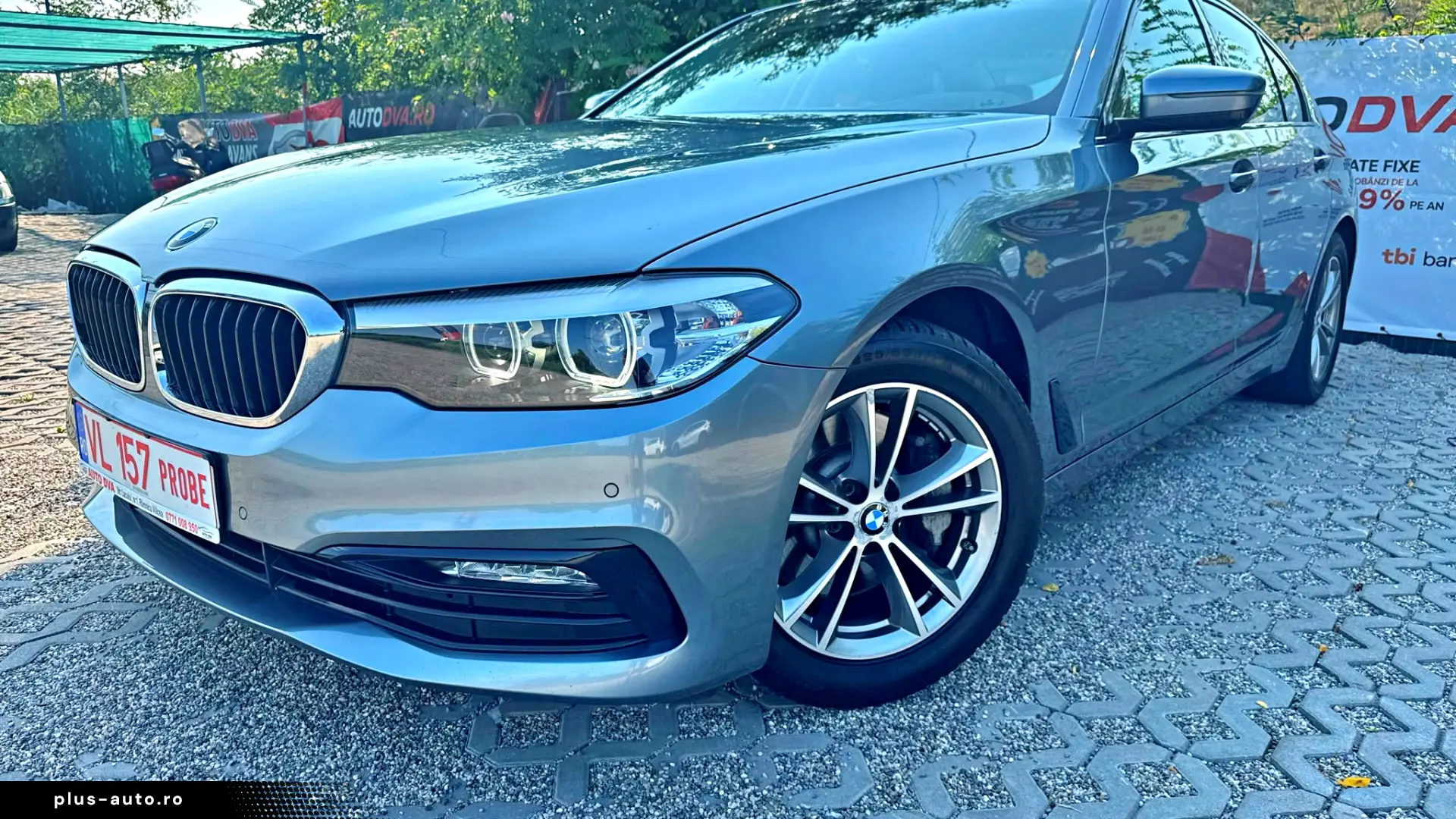 BMW 530i Sport Line   252 CP