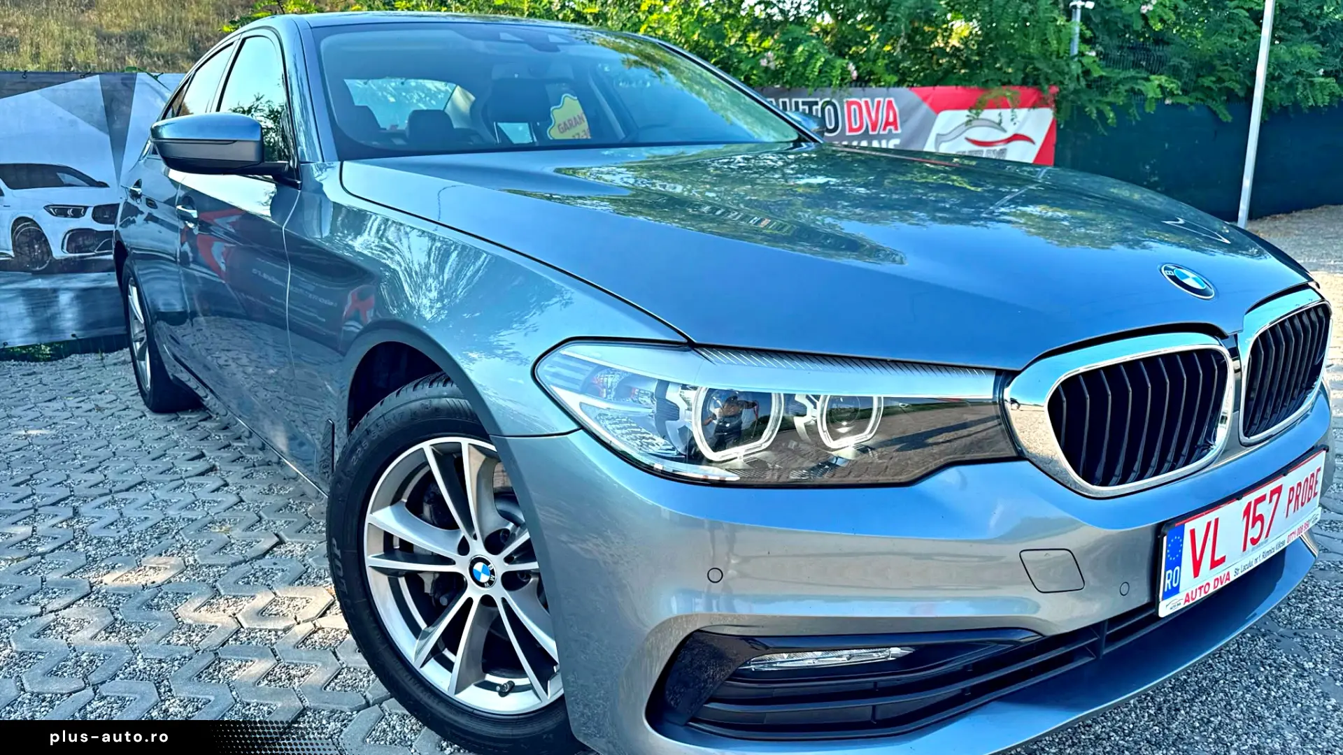 BMW 530i Sport Line   252 CP