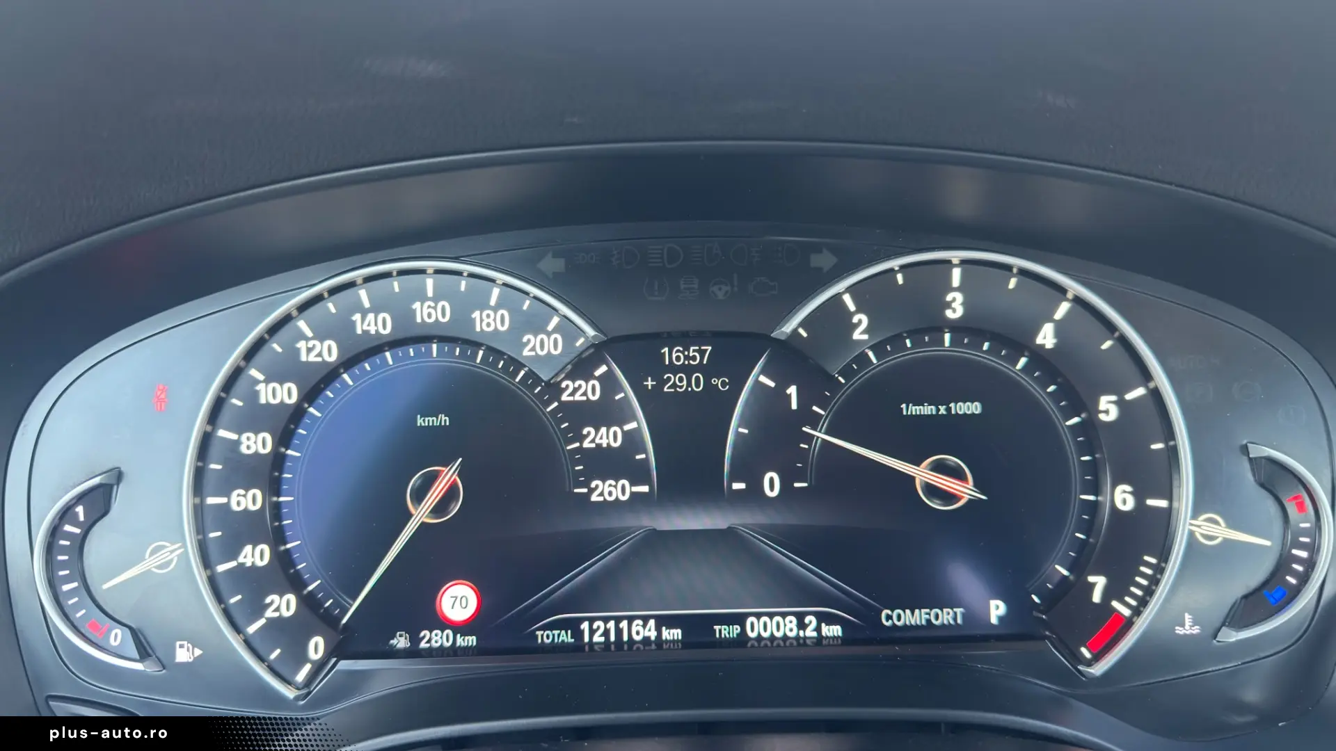 BMW 530i Sport Line   252 CP
