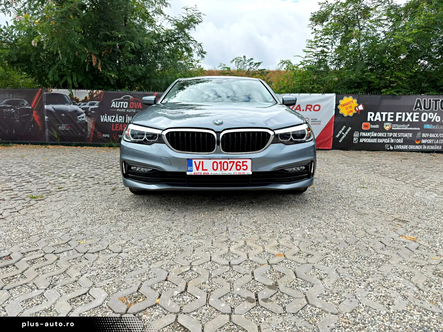 BMW 530i Sport Line   252 CP