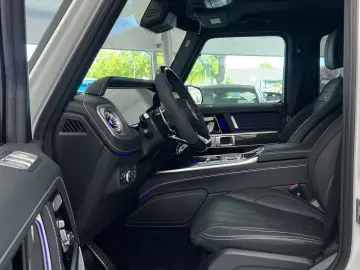 MERCEDES-BENZ G 63 AMG MANUFAKTUR - LIVRARE RAPIDA!