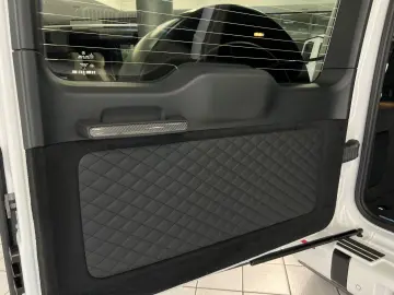 MERCEDES-BENZ G 63 AMG MANUFAKTUR - LIVRARE RAPIDA!
