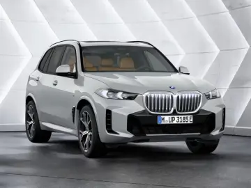 BMW X5 xDrive50e M-Sport PANO Softclose LED 360