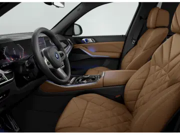 BMW X5 xDrive50e M-Sport PANO Softclose LED 360