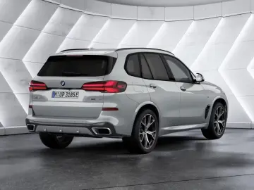 BMW X5 xDrive50e M-Sport PANO Softclose LED 360