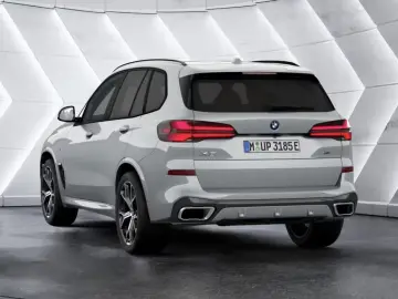 BMW X5 xDrive50e M-Sport PANO Softclose LED 360
