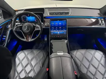 MERCEDES-BENZ S 680 Maybach  Chauffeur HEADUP EXECUTIVE