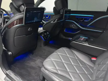 MERCEDES-BENZ S 680 Maybach  Chauffeur HEADUP EXECUTIVE