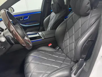 MERCEDES-BENZ S 680 Maybach  Chauffeur HEADUP EXECUTIVE
