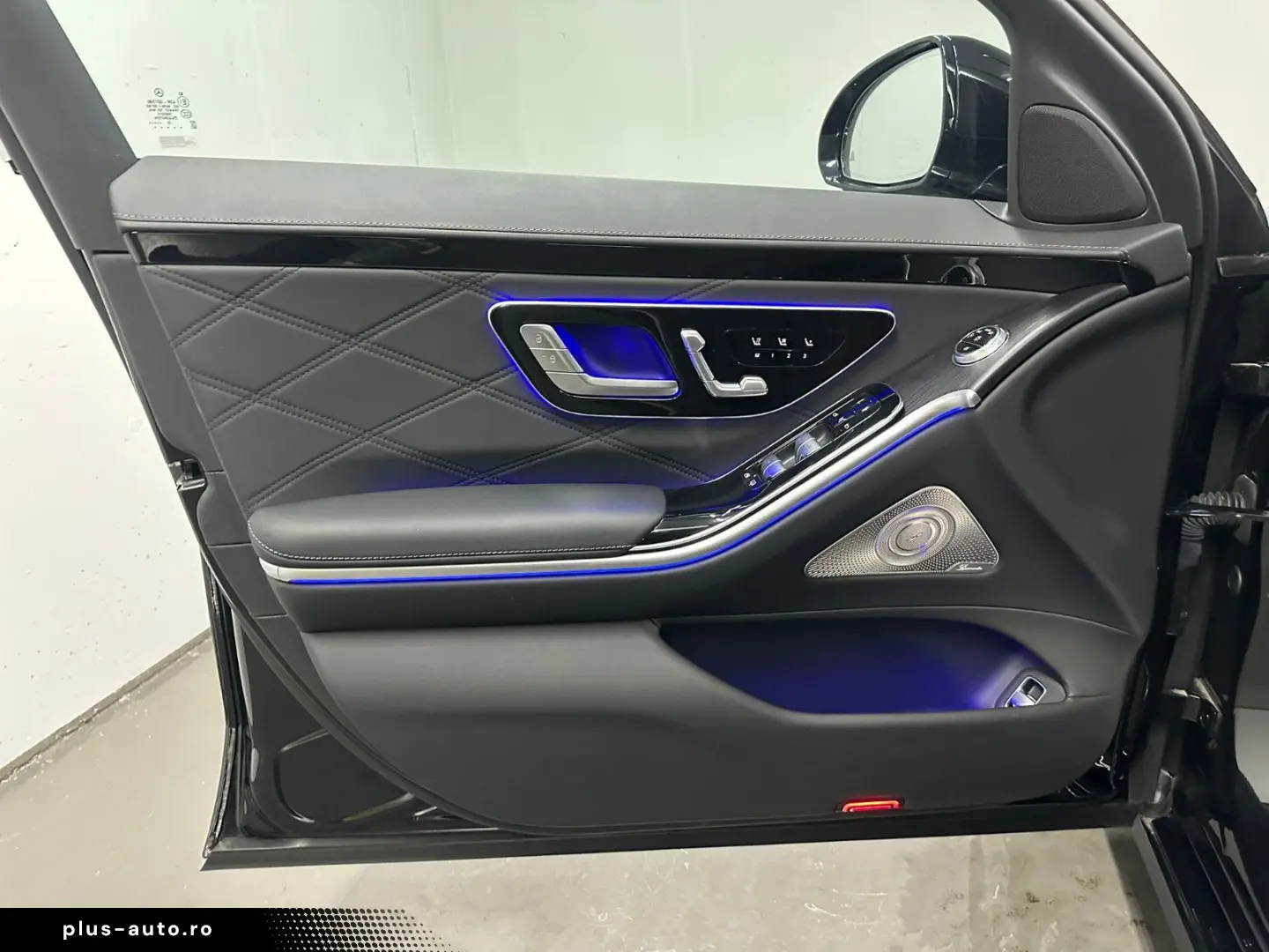 MERCEDES-BENZ S 680 Maybach  PANORAMA EXKLUSIV Chaufferpaket