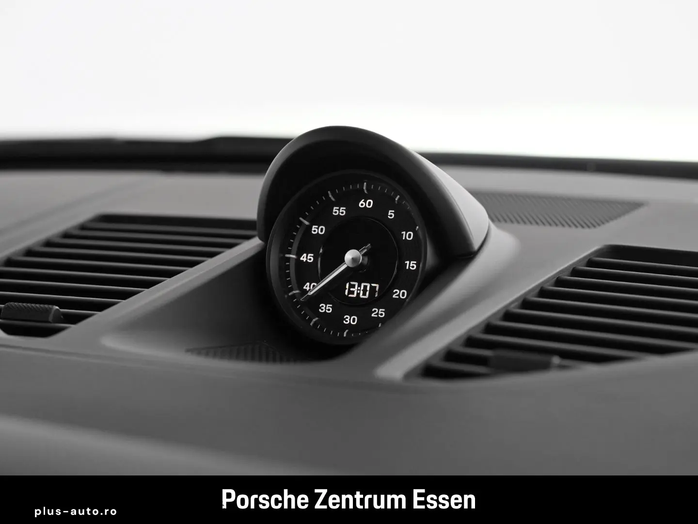 PORSCHE 992 Carrera   Sportabgasanlage Privacyverglasung