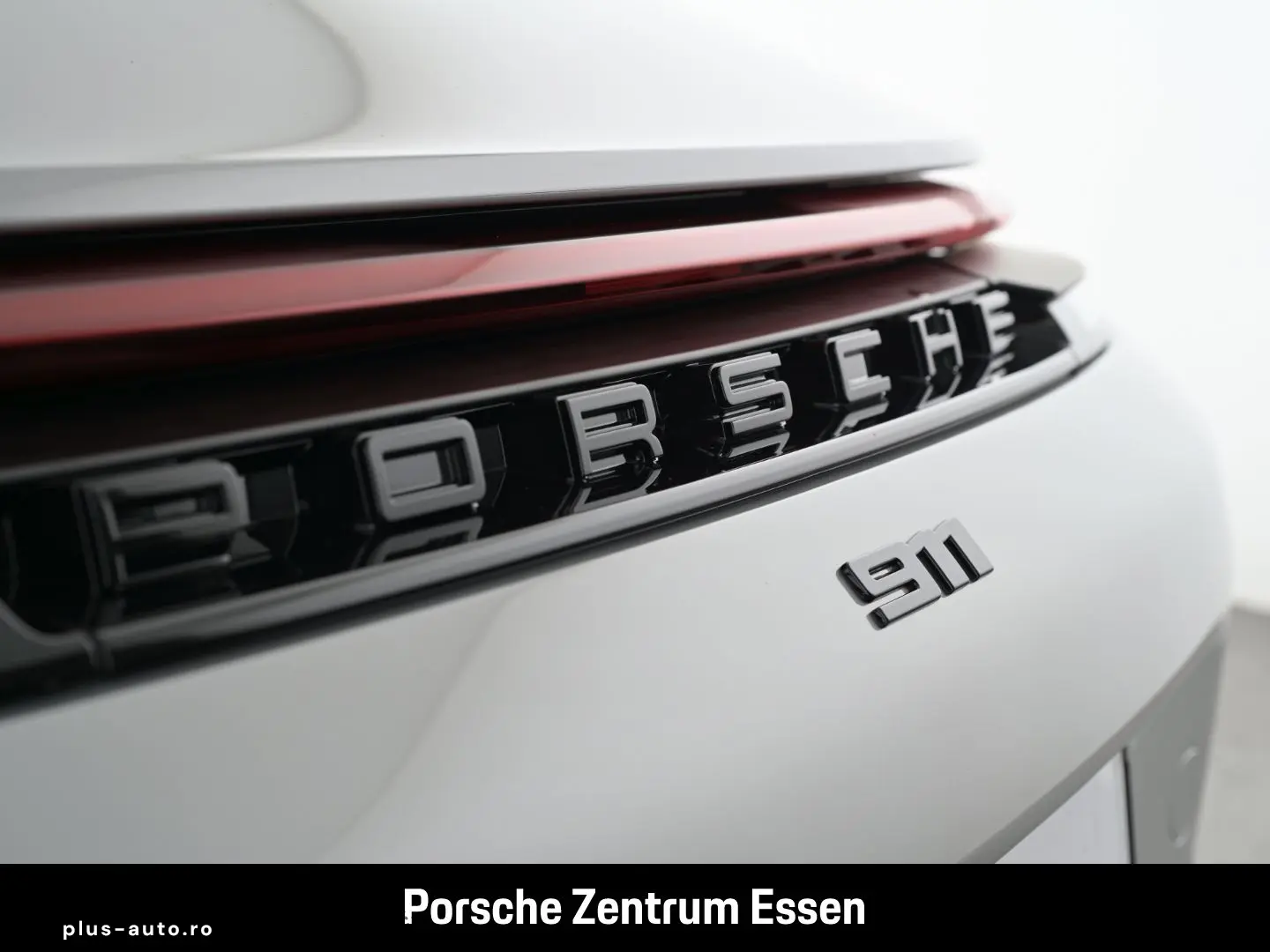 PORSCHE 992 Carrera   Sportabgasanlage Privacyverglasung