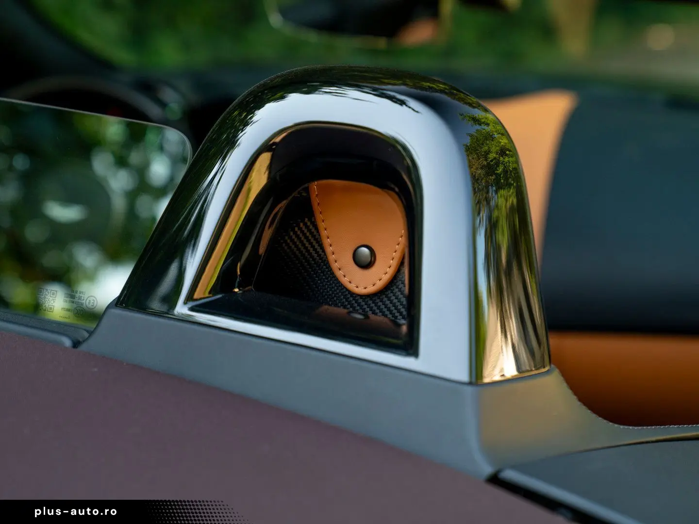 ASTON MARTIN V12 Vantage 2023 — imagine 12