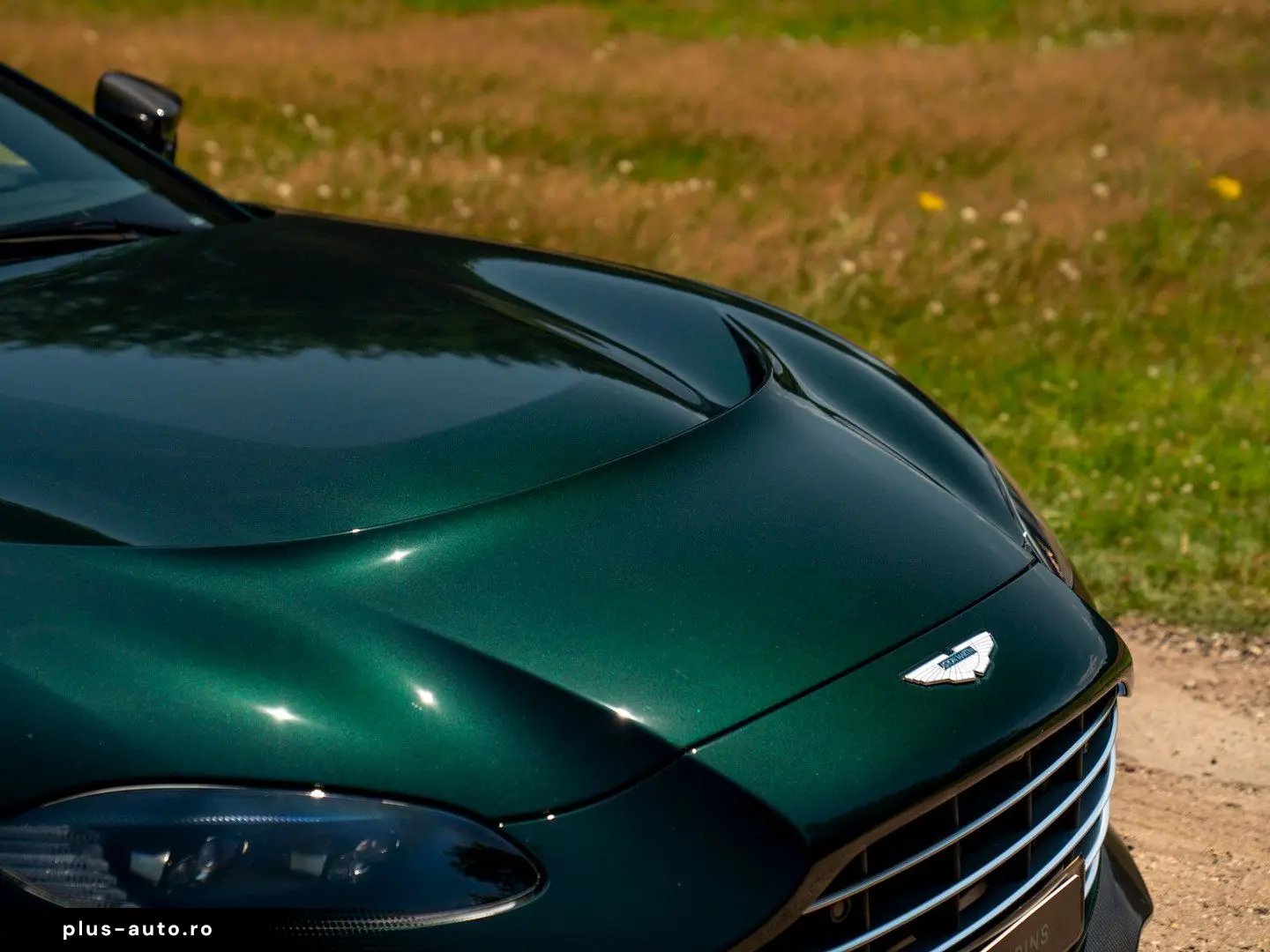 ASTON MARTIN V12 Vantage 2023 — imagine 18