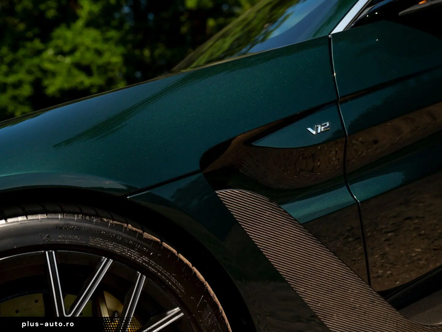ASTON MARTIN V12 Vantage 2023 — imagine 23