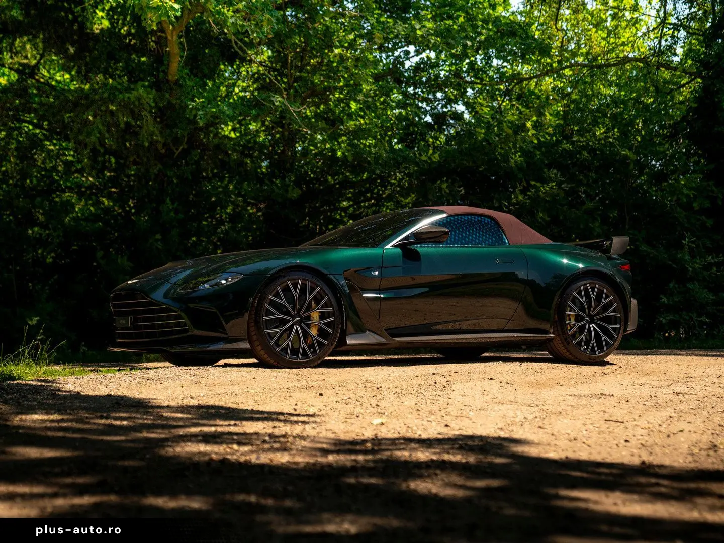 ASTON MARTIN V12 Vantage 2023 — imagine 26