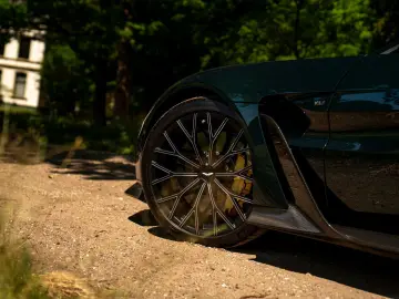 ASTON MARTIN V12 Vantage Roadster   Nr. 211 249   Pe…