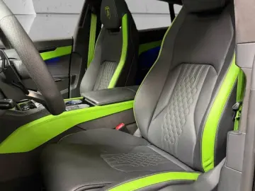 LAMBORGHINI URUS 4.0 SE MY2026 B&O PANO MASSAGE ADAS FULL