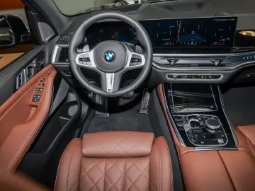 BMW X5 xDrive30d M Sport Pro HUD 7-Sitzer PANO