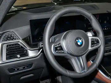 BMW X5 xDrive30d M Sport Pro HUD 7-Sitzer PANO
