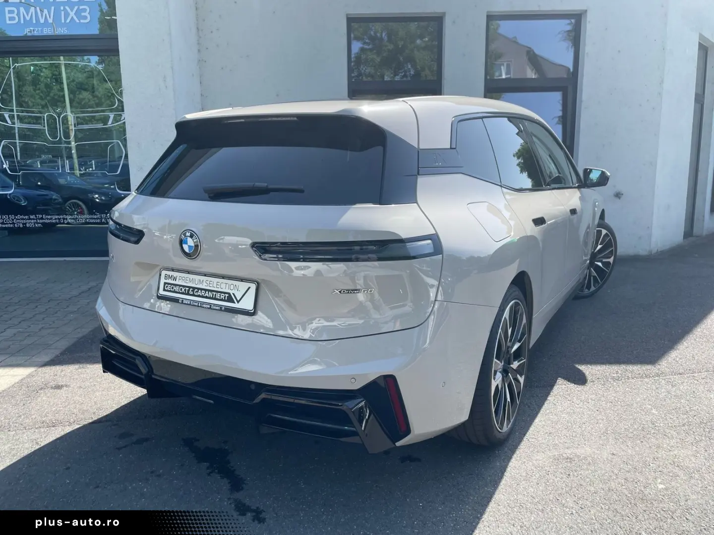 BMW iX xDrive60 M Sport Pro - LIVRARE RAPIDA!