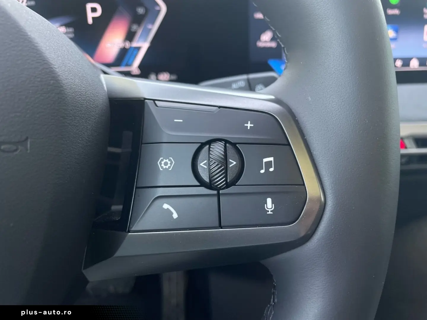 BMW iX xDrive60 M Sport Pro - LIVRARE RAPIDA!
