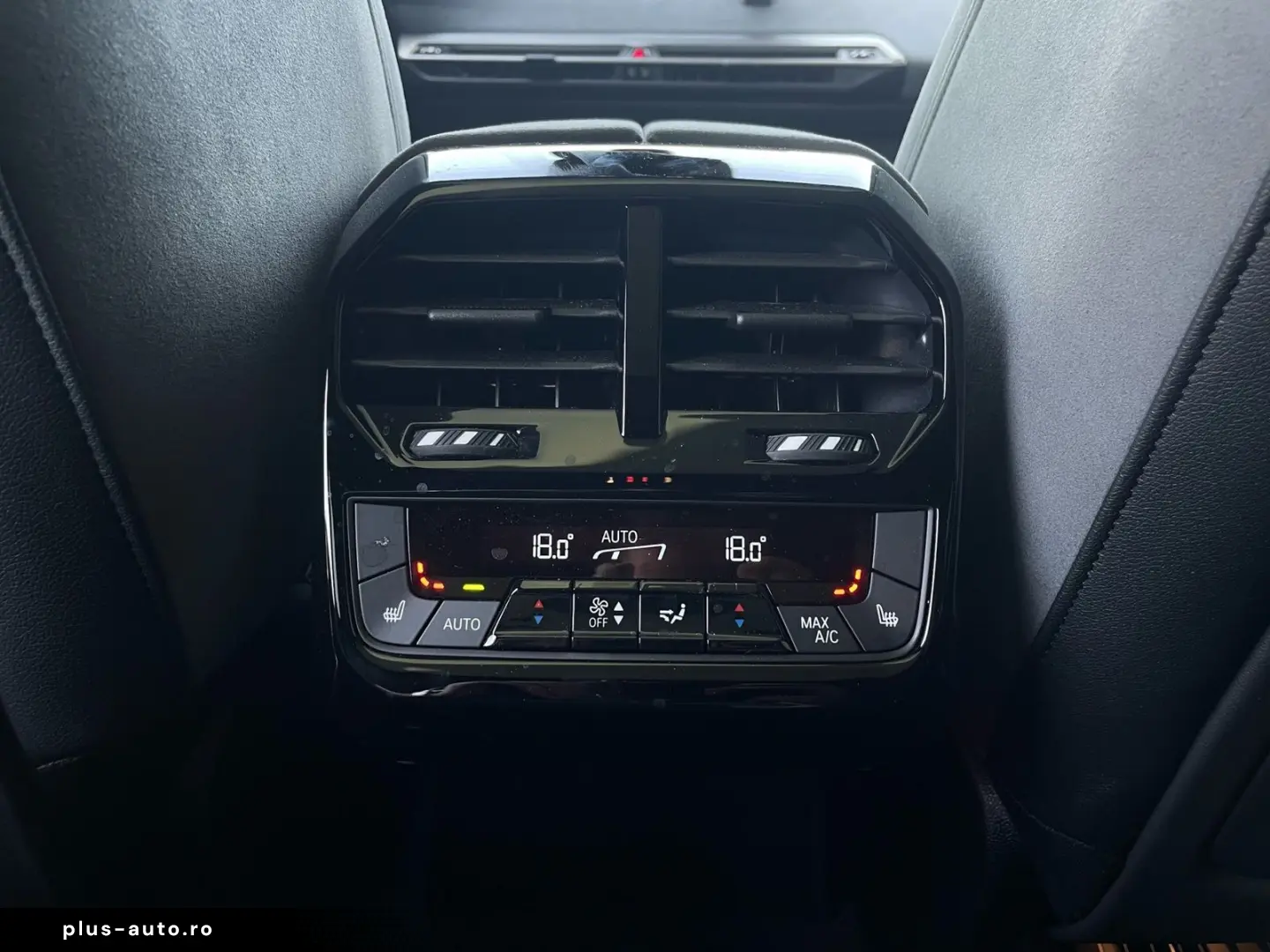 BMW iX xDrive60 M Sport Pro - LIVRARE RAPIDA!