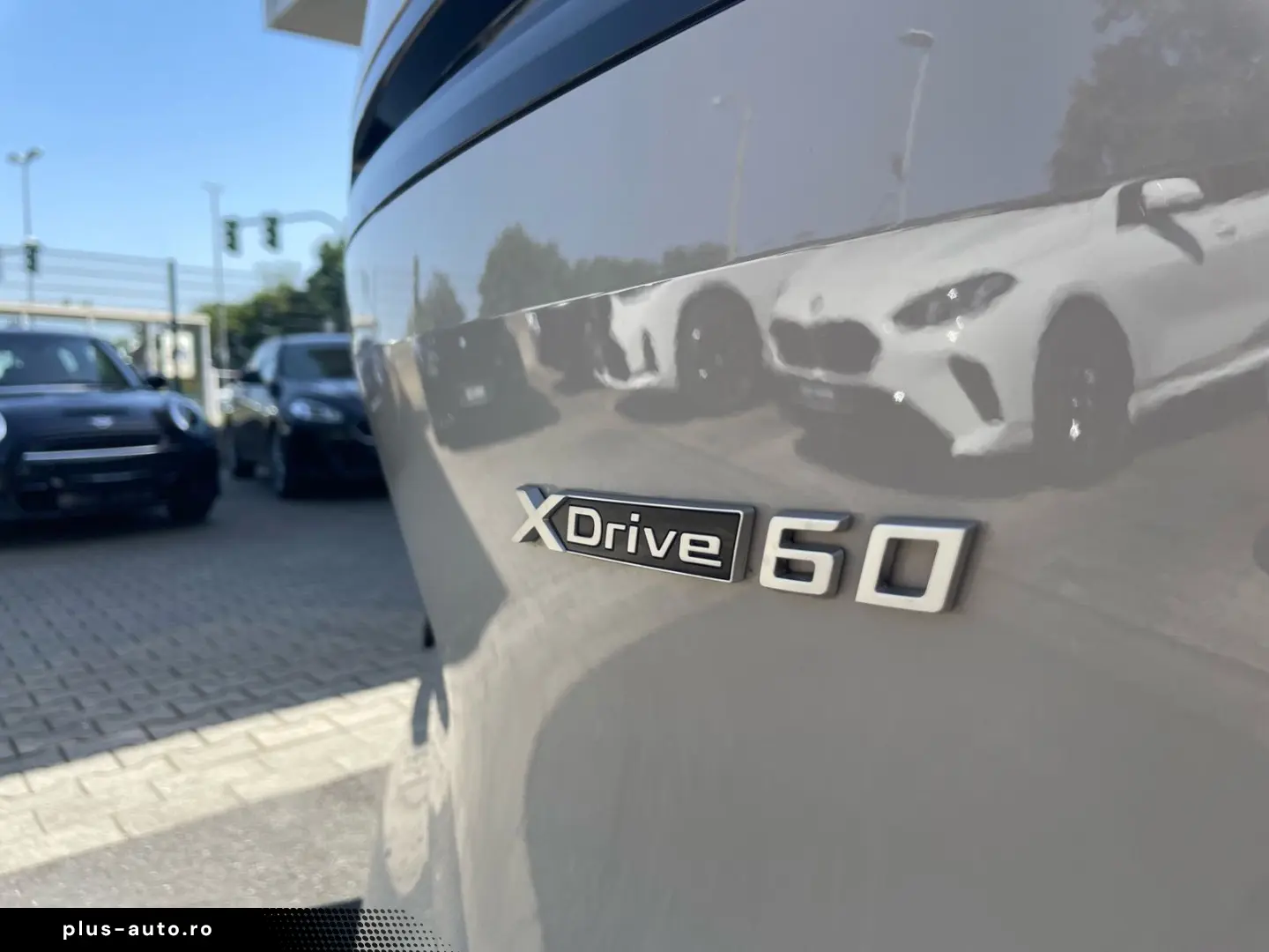 BMW iX xDrive60 M Sport Pro - LIVRARE RAPIDA!