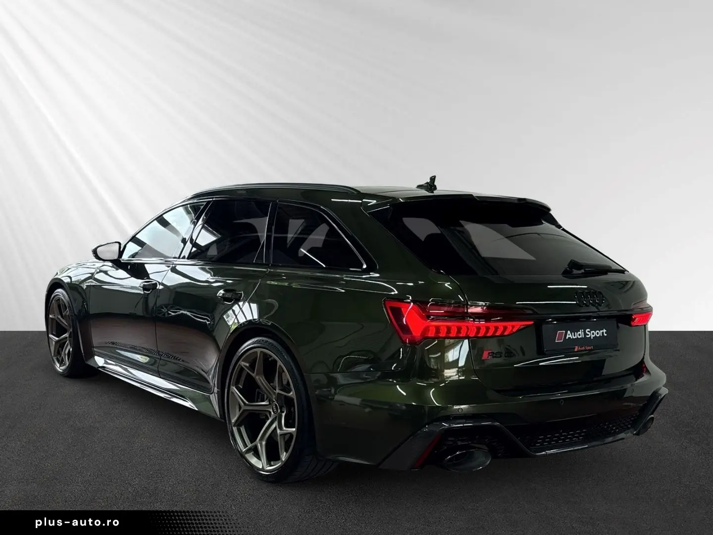AUDI RS6 Avant performance - LIVRARE RAPIDA!