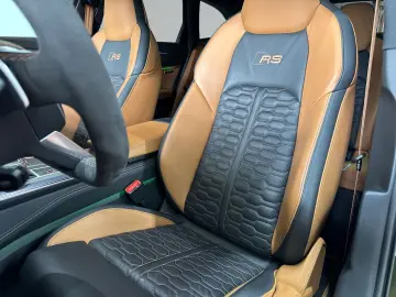 AUDI RS6 Avant performance - LIVRARE RAPIDA!