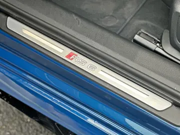 AUDI RS6 Avant quattro performance - LIVRARE RAPIDA!